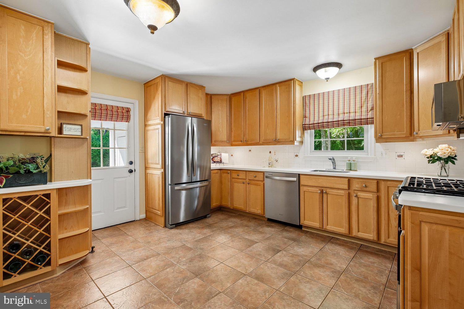GLENFIELD MANOR - Residential
