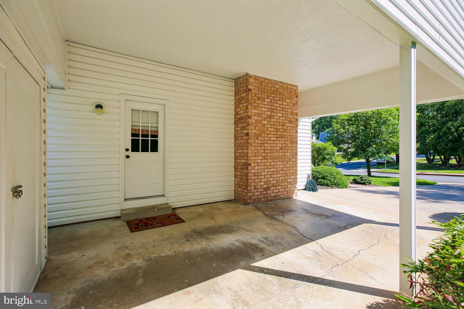 GLENFIELD MANOR - Residential