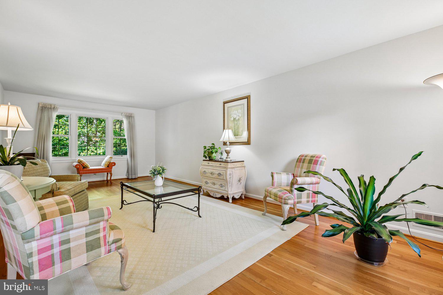 GLENFIELD MANOR - Residential