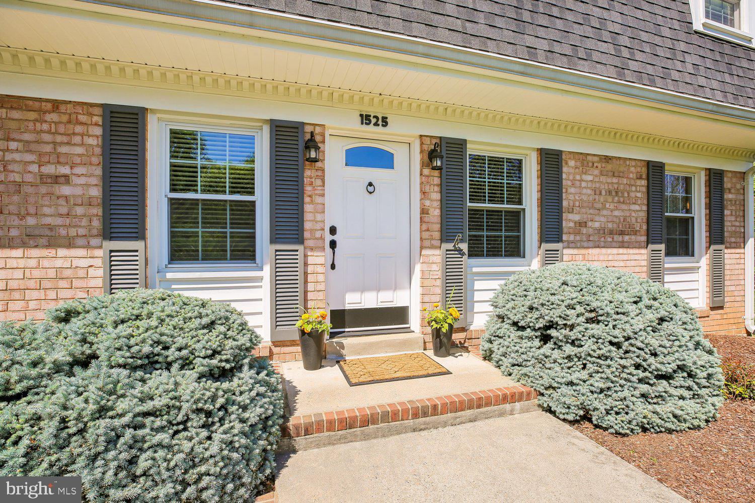 GLENFIELD MANOR - Residential