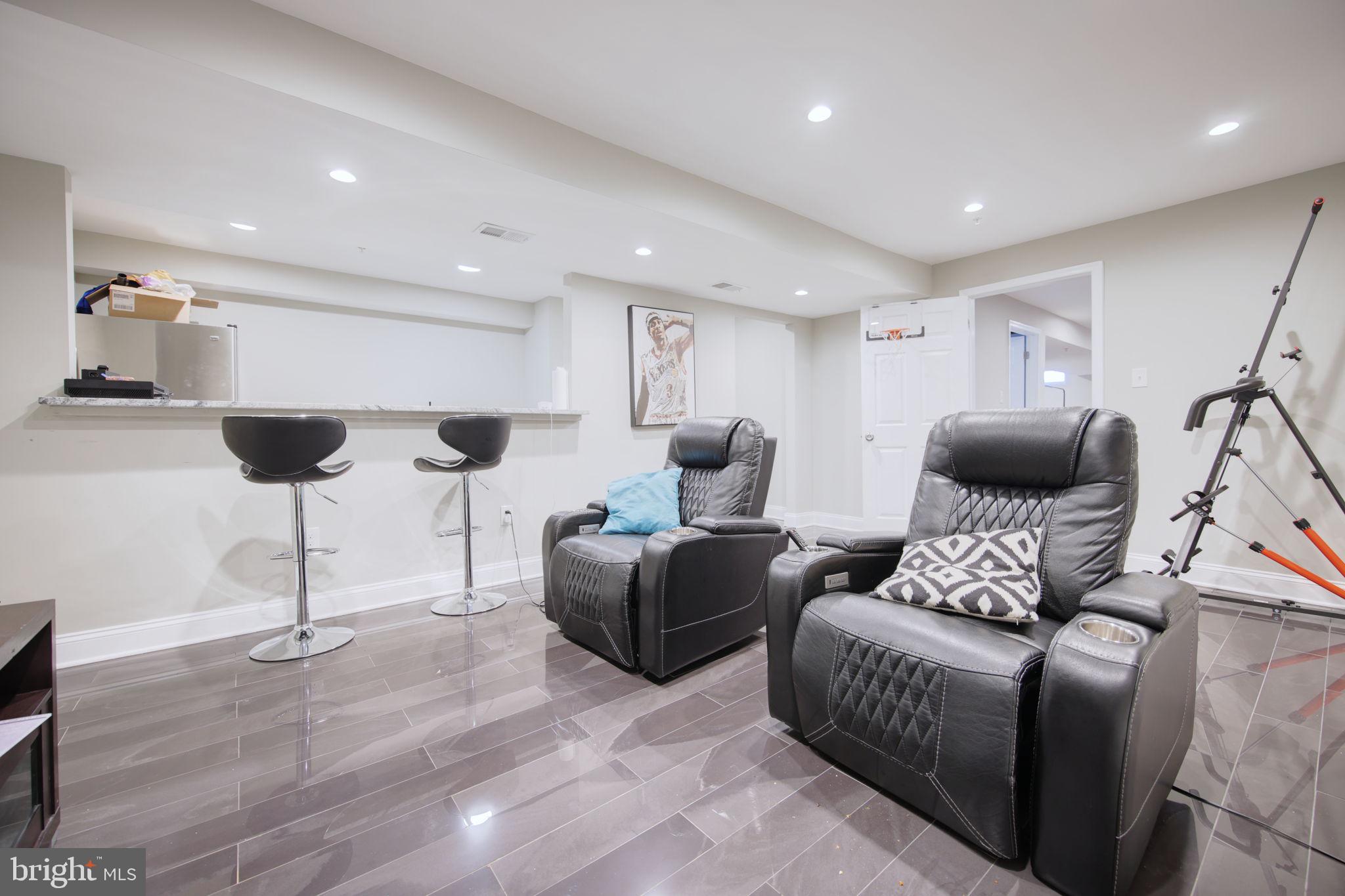 ADNELL - Residential