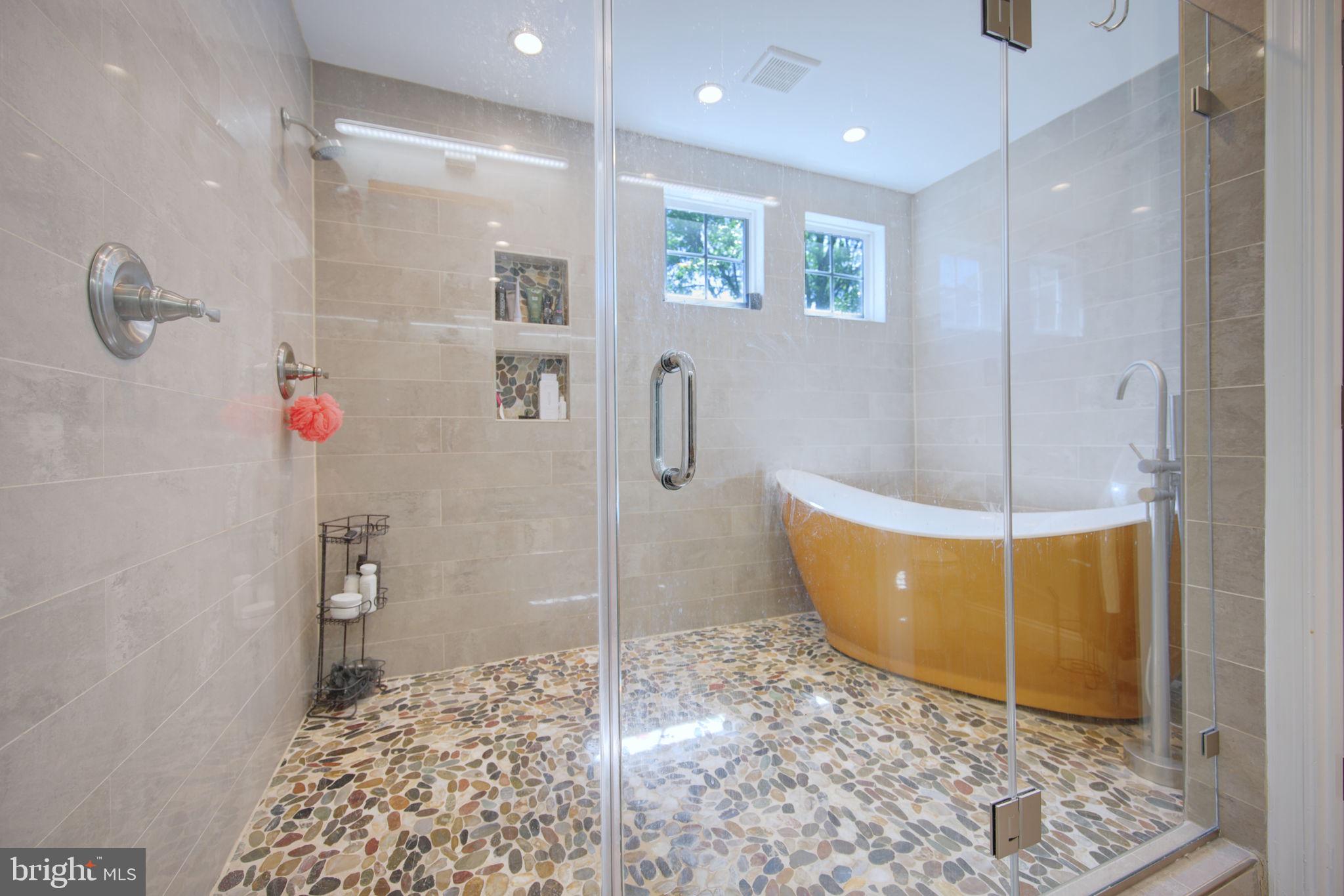 ADNELL - Residential