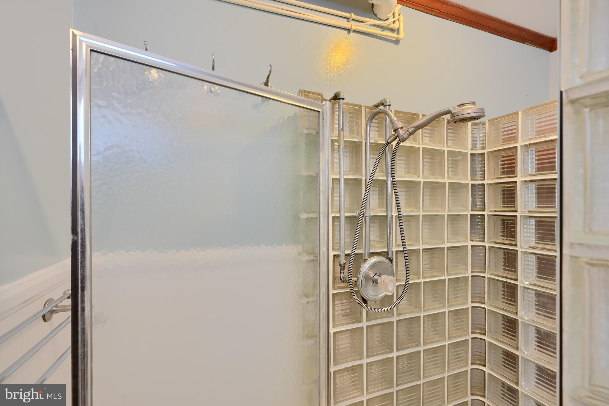 FELLOWSHIP FOREST - Residential