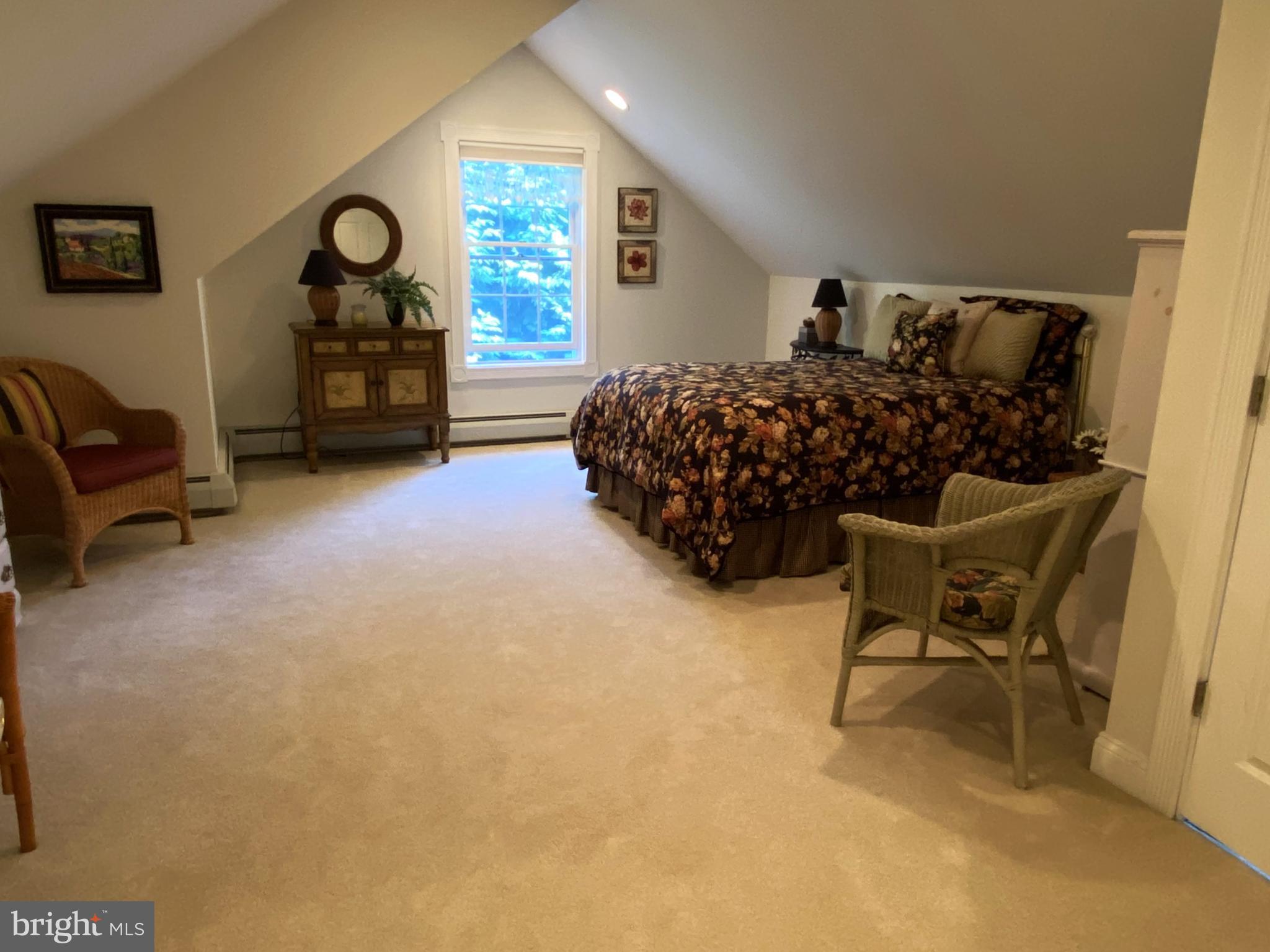 SAND SPRING RUN - Residential