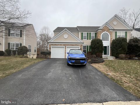 Homes For Sale - 7 Donovan Court<br/> KNOXVILLE, MD 21758