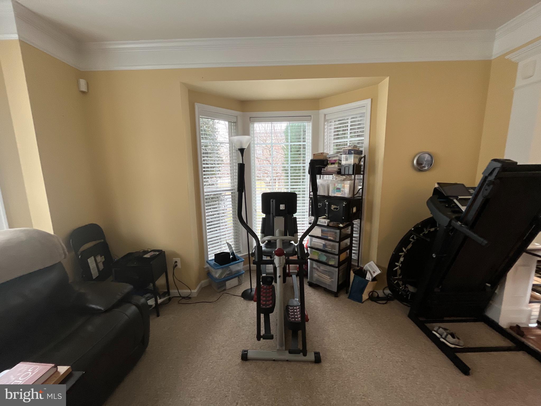 GALYN MANOR - Residential