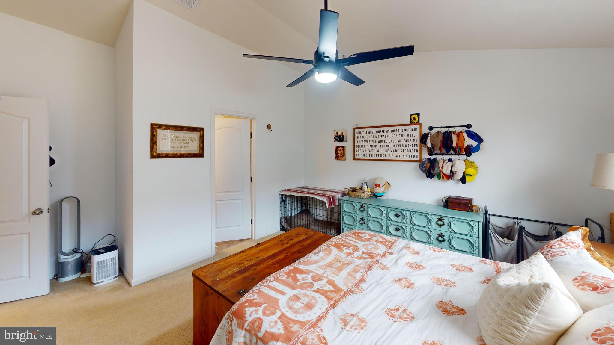 BLUEBERRY HILL - Residential