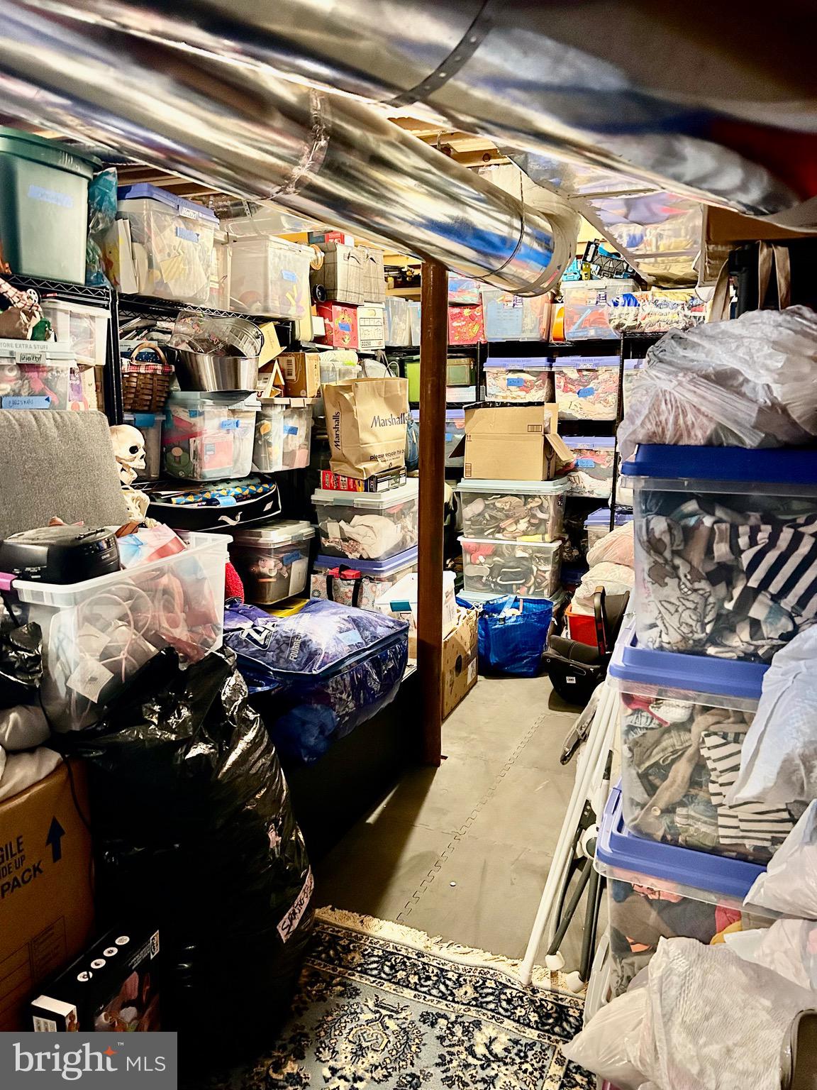 BLUEBERRY HILL - Residential