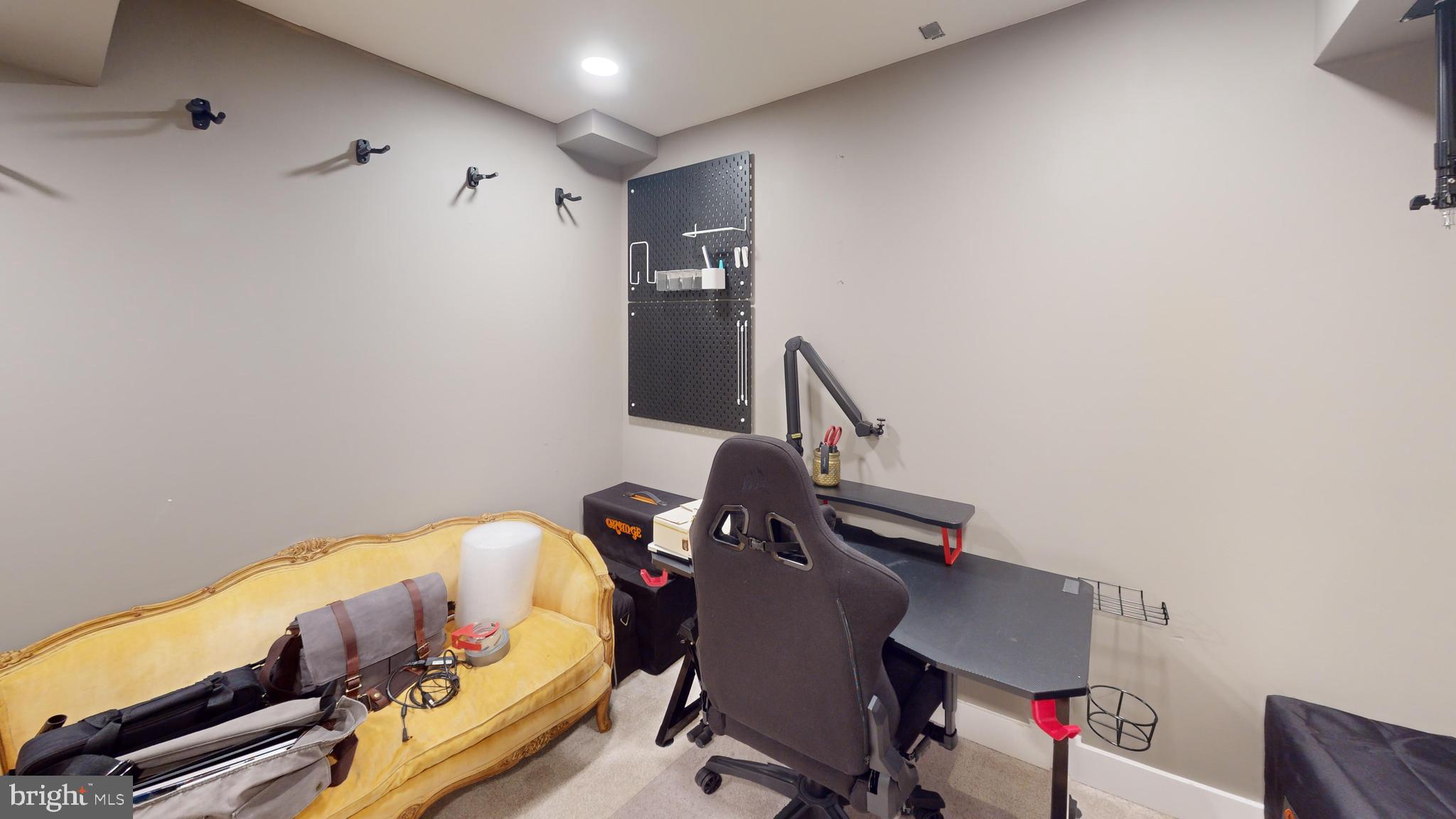 BLUEBERRY HILL - Residential