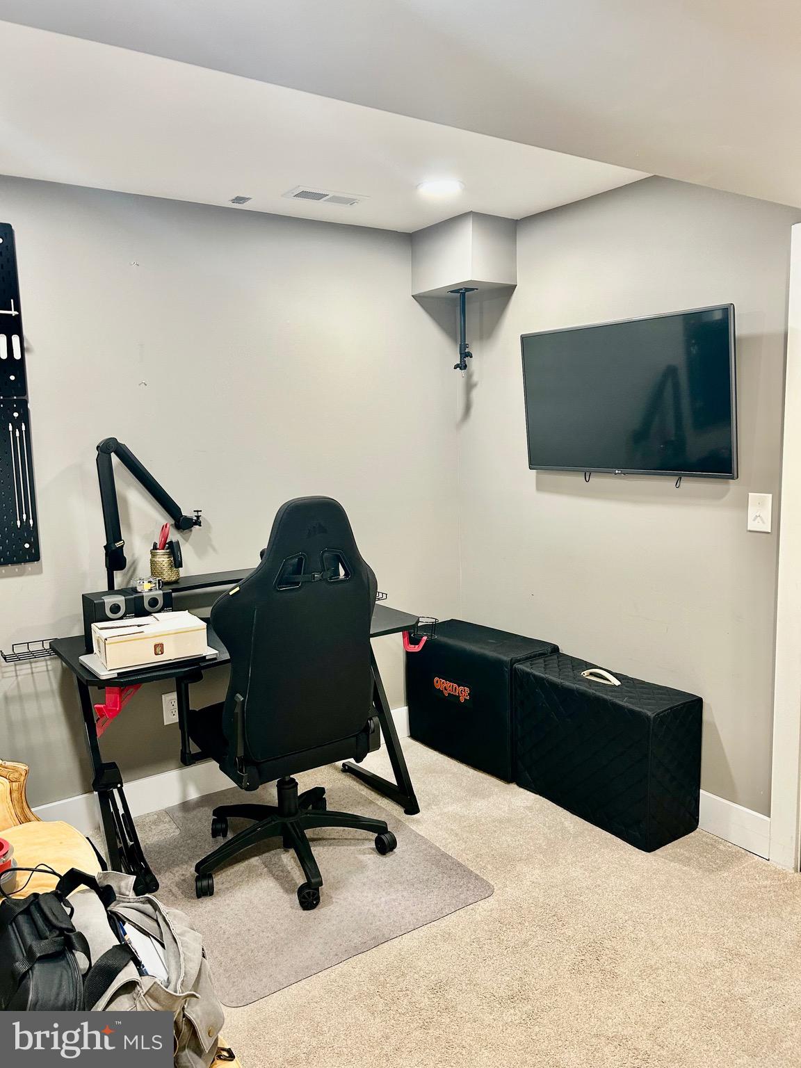 BLUEBERRY HILL - Residential