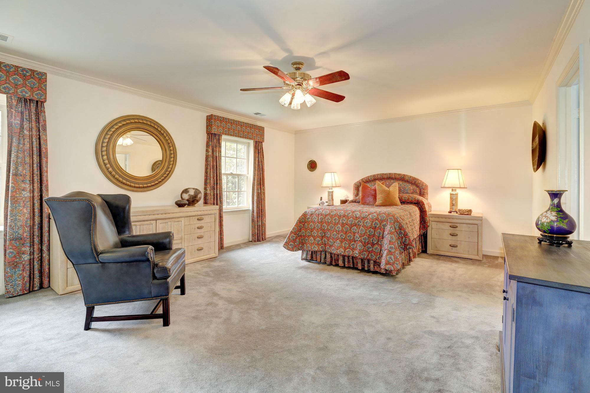 RIVER FALLS - Residential