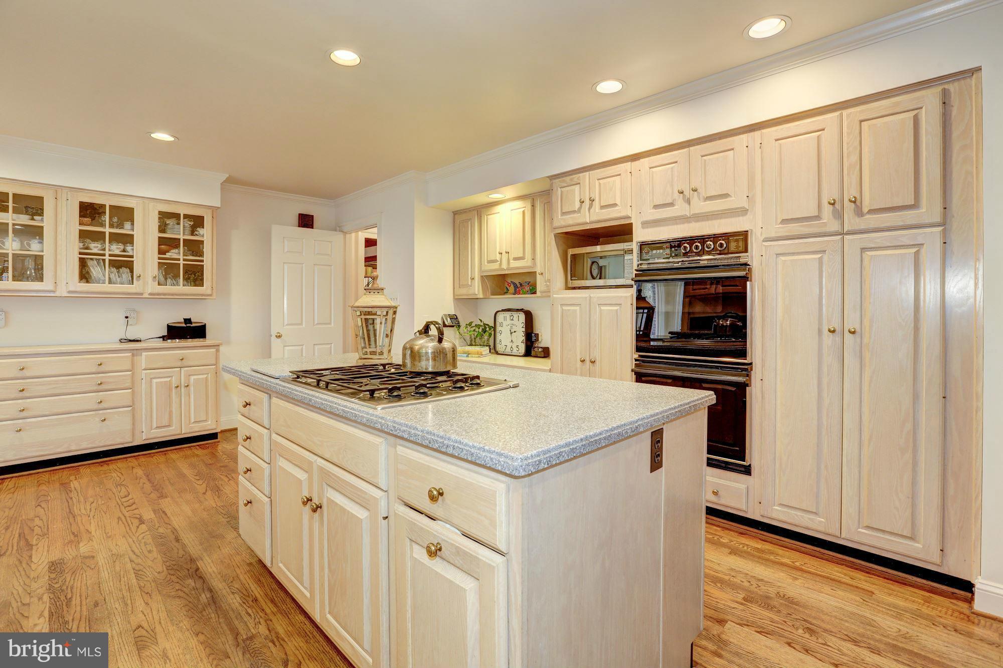 RIVER FALLS - Residential