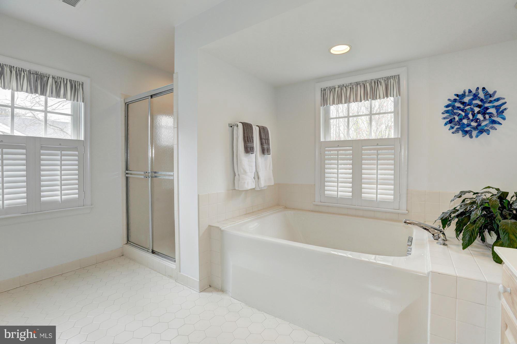 RIVER FALLS - Residential