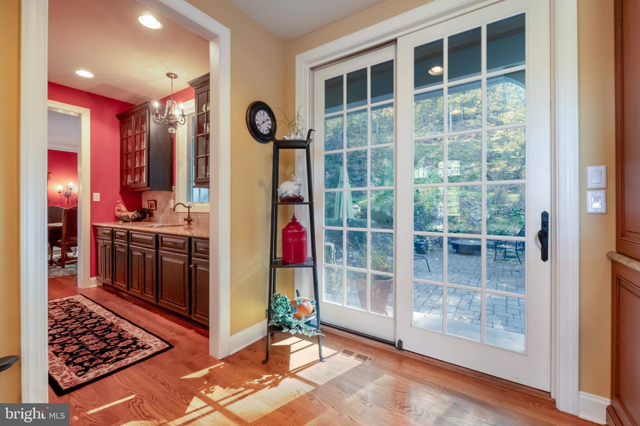 WAYHILL WOODS - Residential