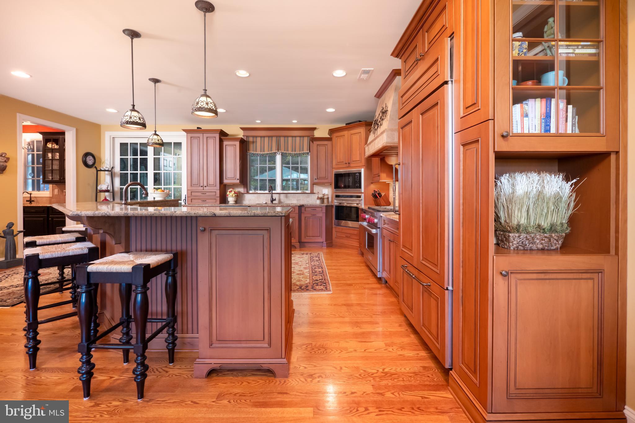 WAYHILL WOODS - Residential