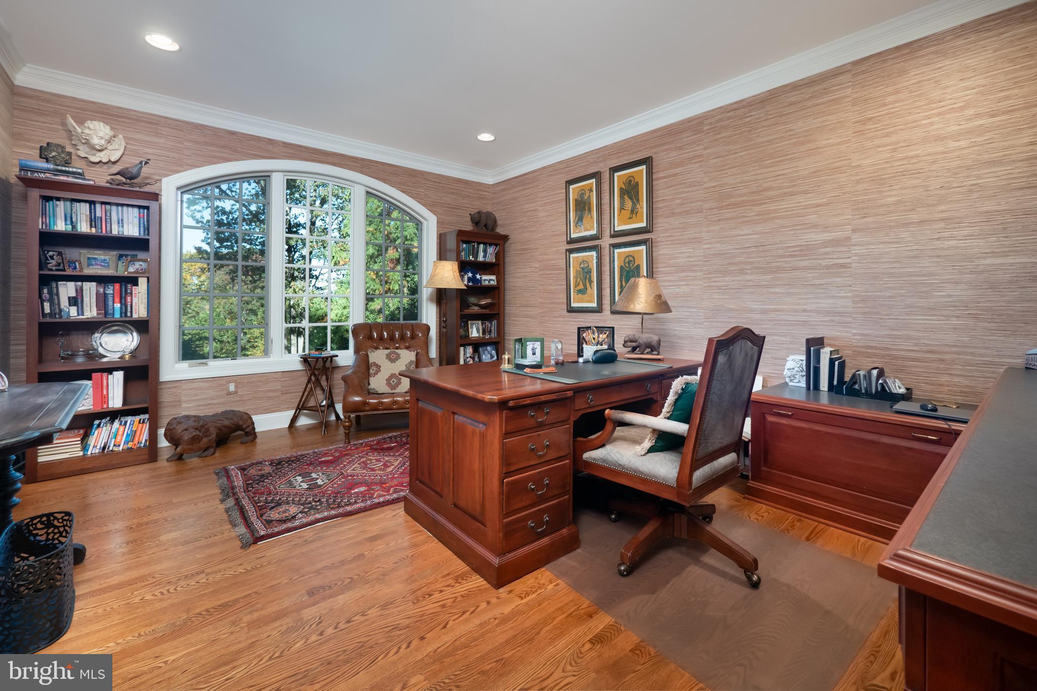 WAYHILL WOODS - Residential