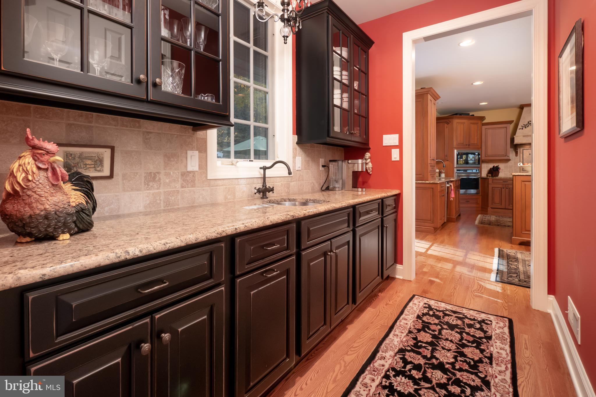 WAYHILL WOODS - Residential