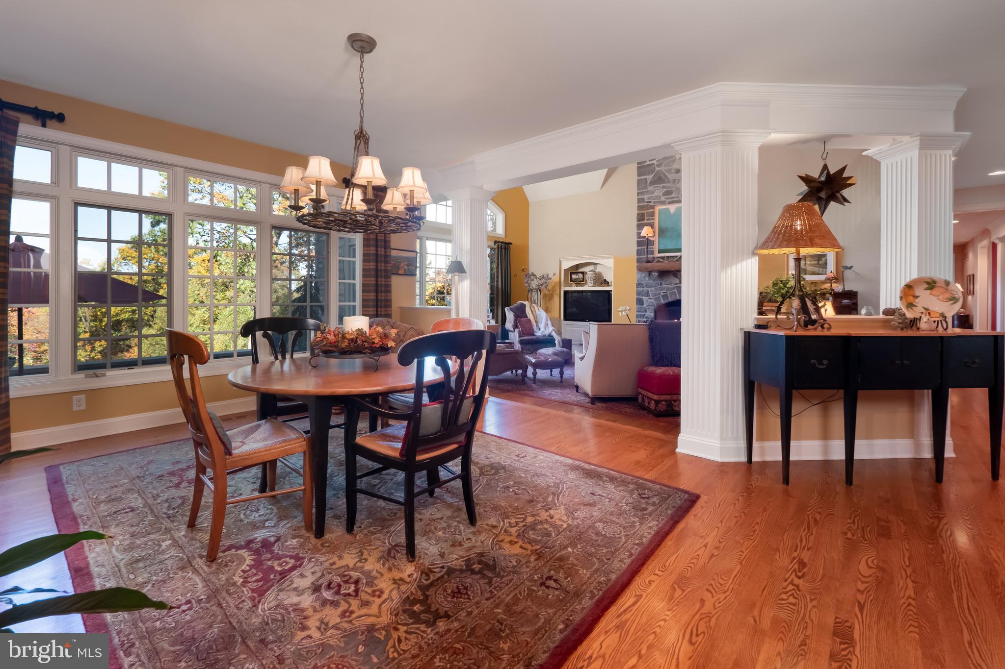 WAYHILL WOODS - Residential