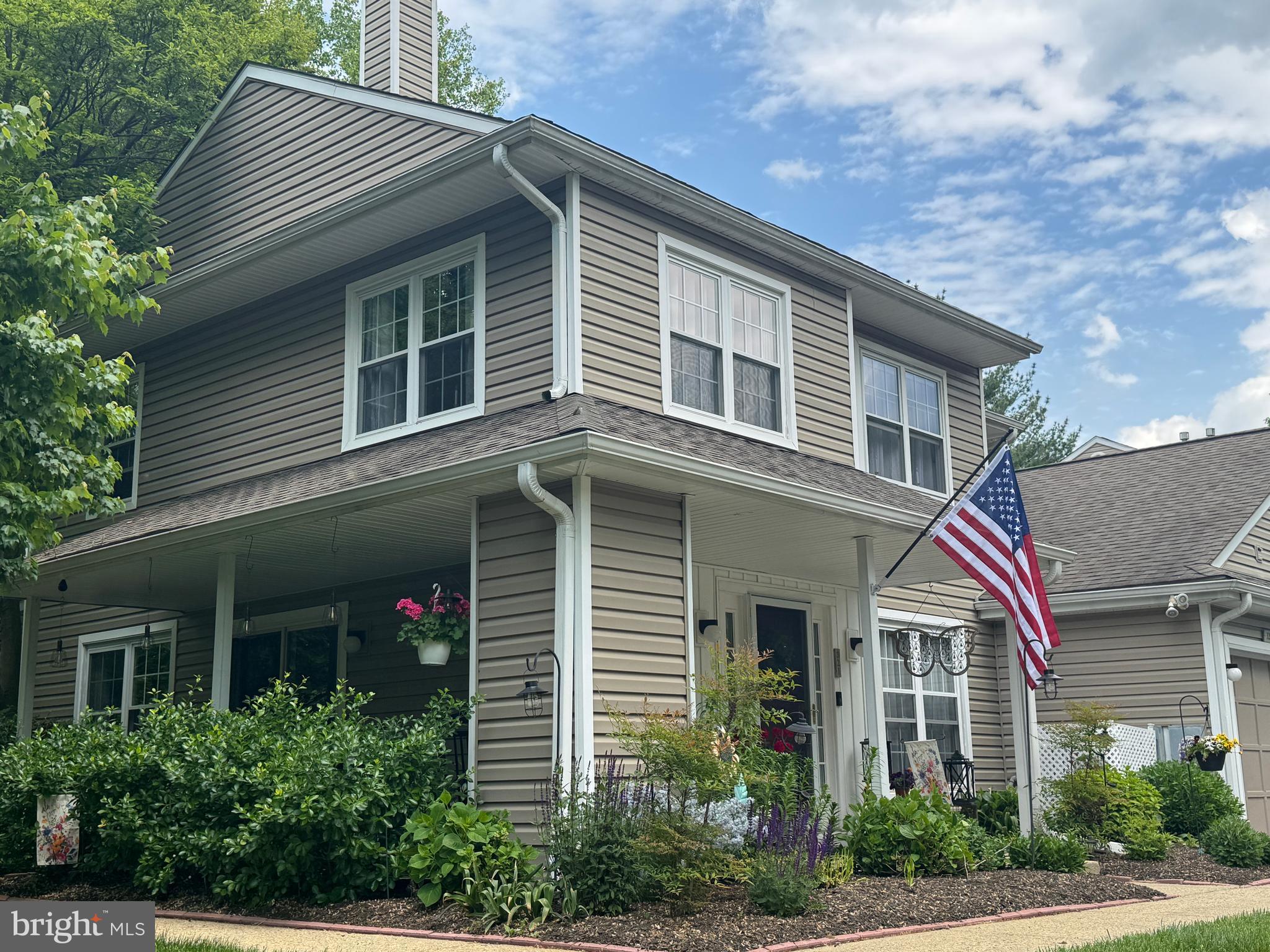 321 DANBURY COURT 321