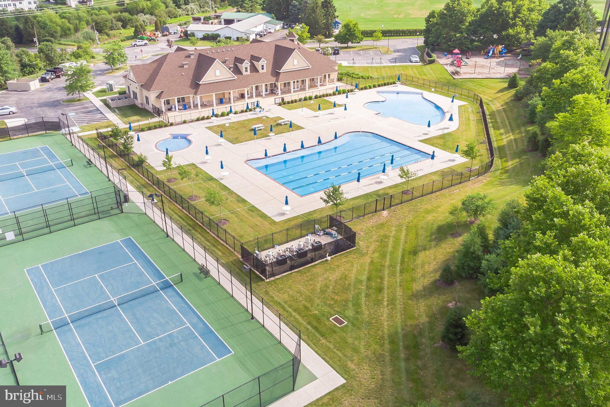 BLUE BELL CC - Residential