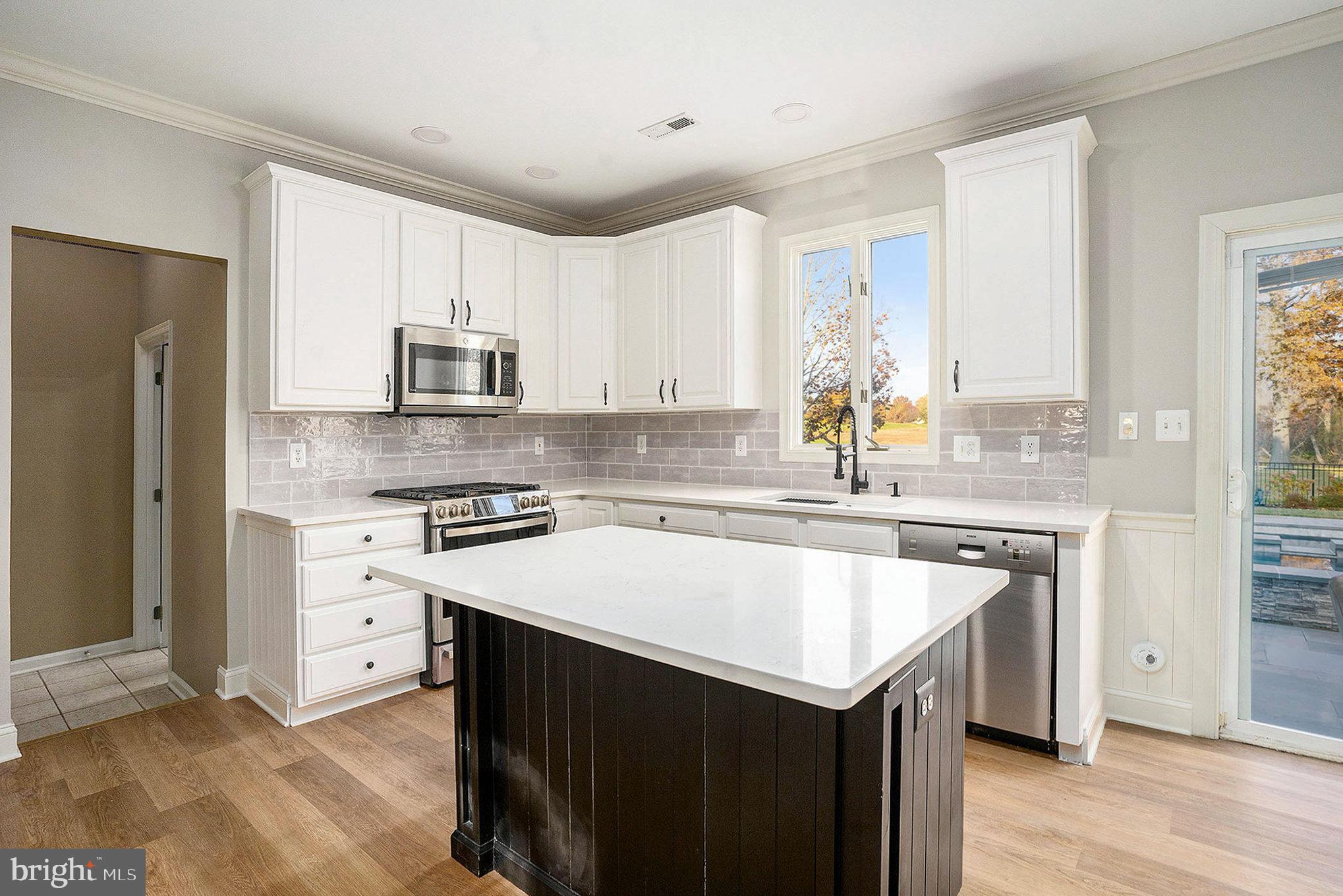 BLUE BELL CC - Residential