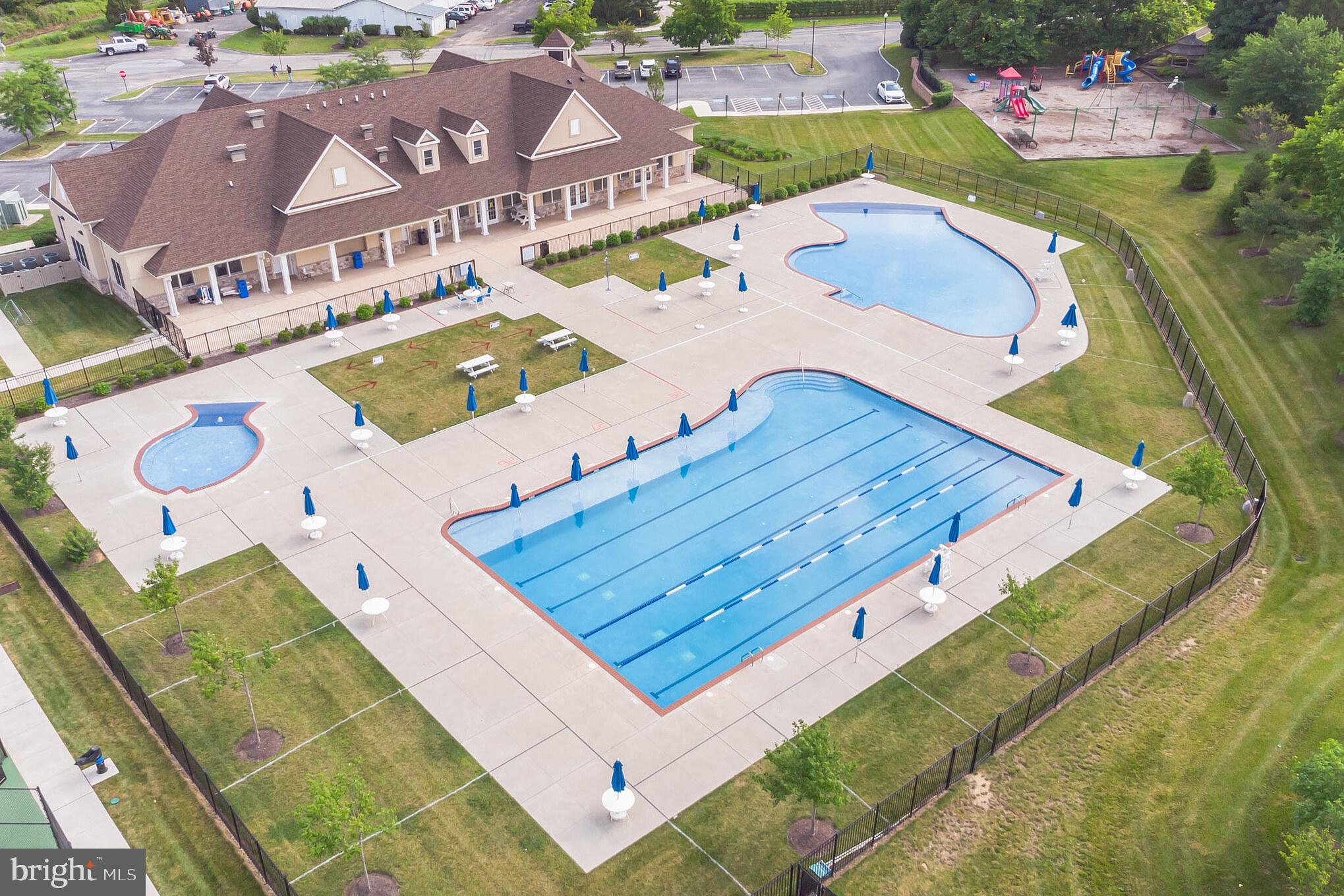 BLUE BELL CC - Residential