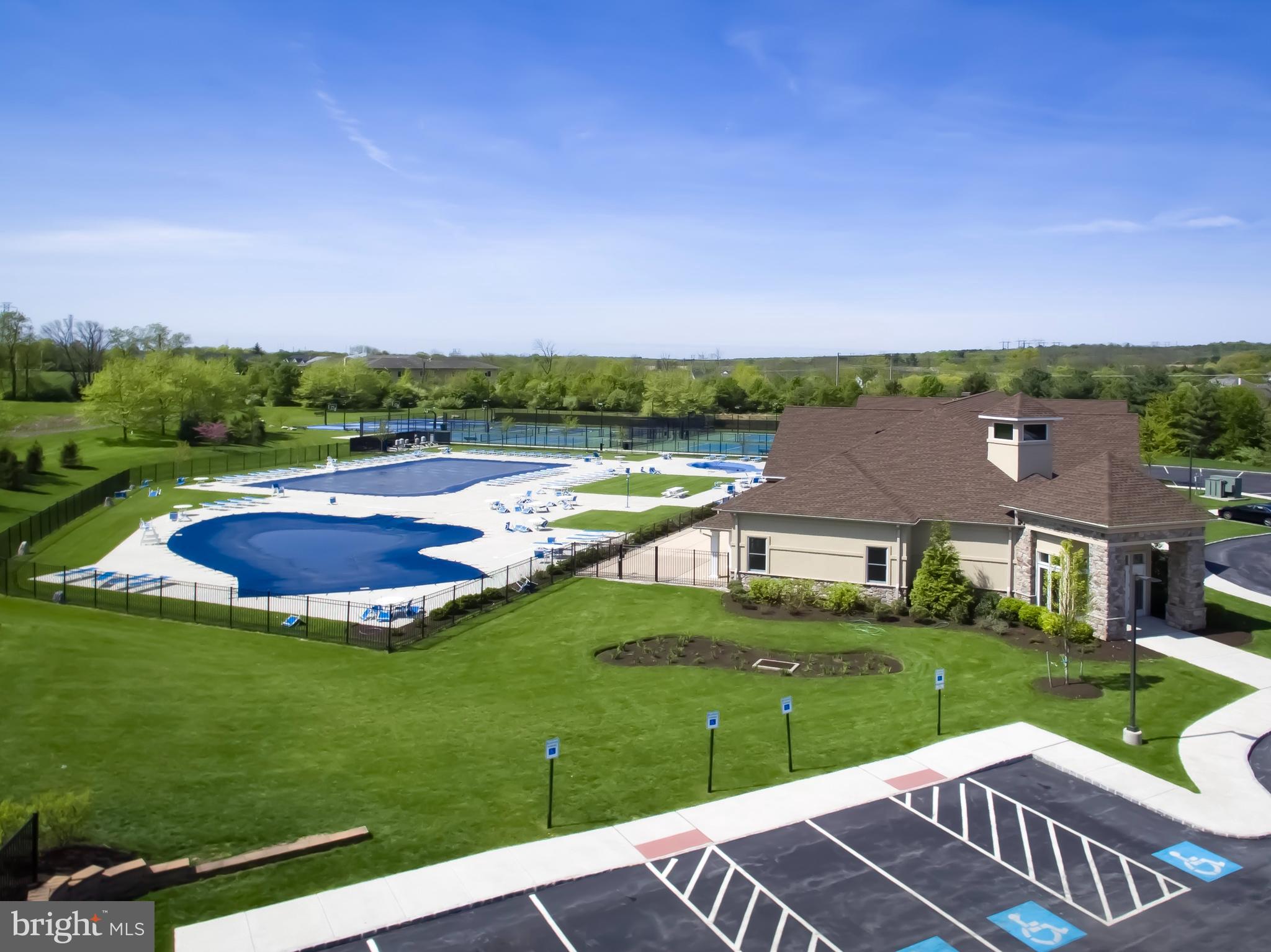 BLUE BELL CC - Residential