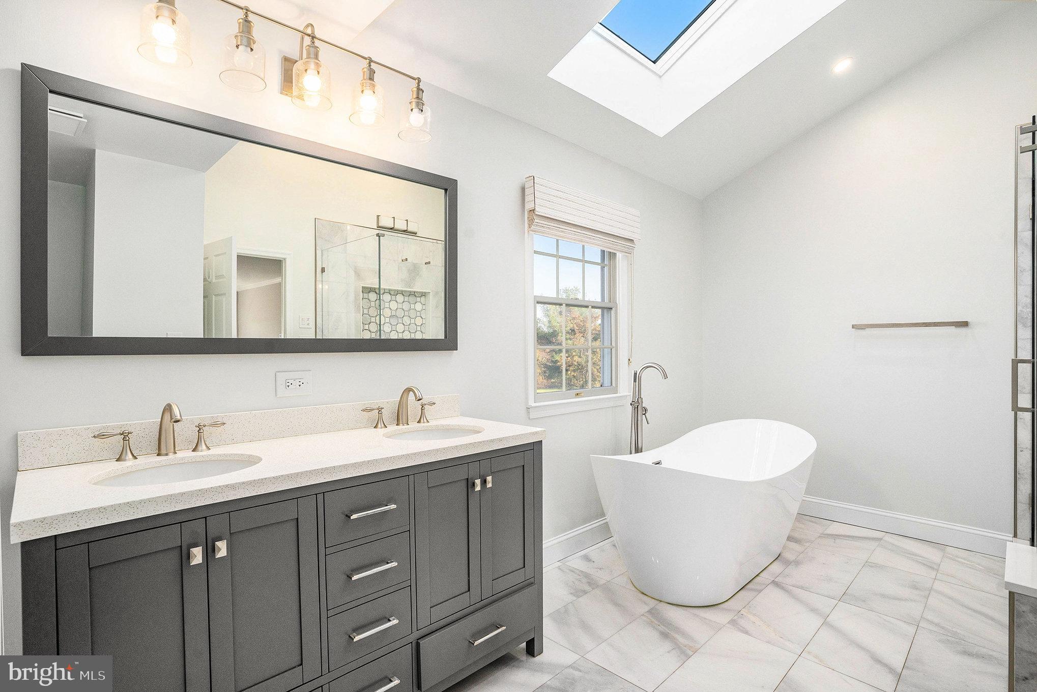 BLUE BELL CC - Residential