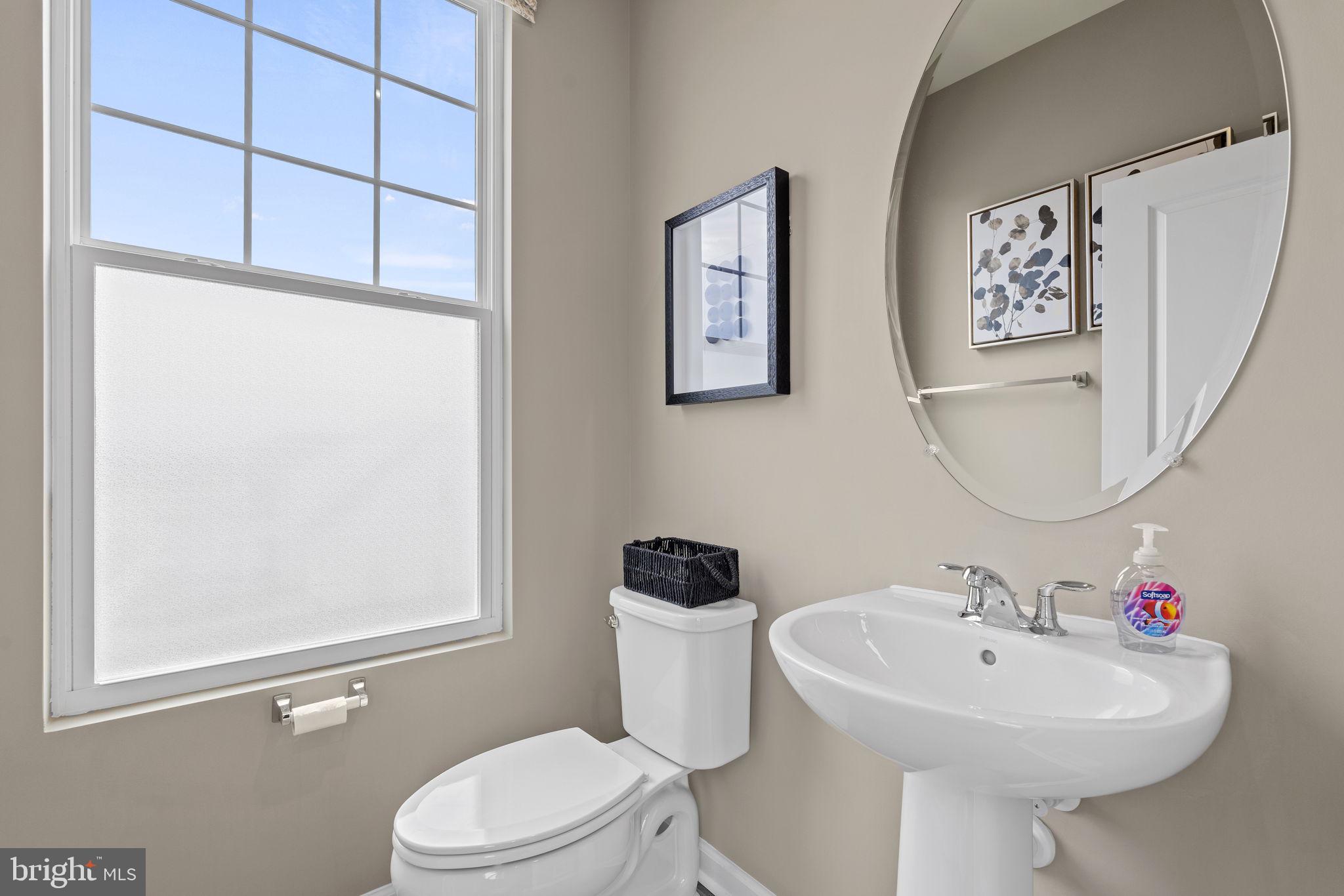 PRESIDENTS POINTE - Residential