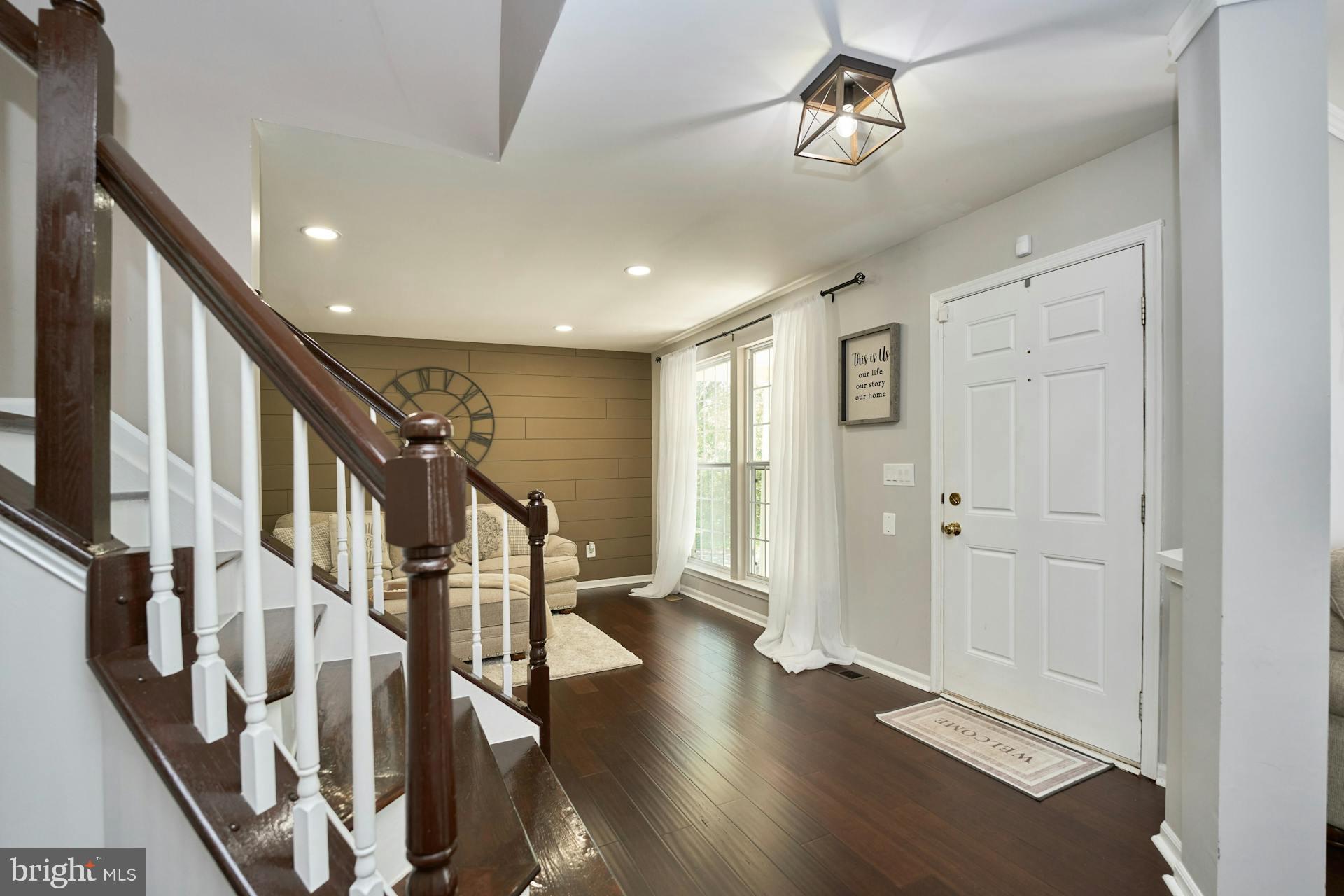 MAYFAIR - Residential