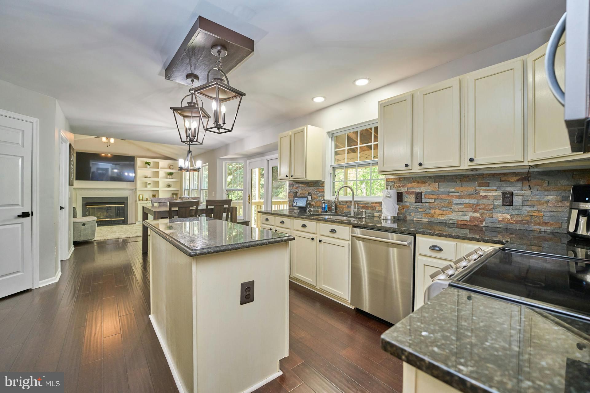 MAYFAIR - Residential