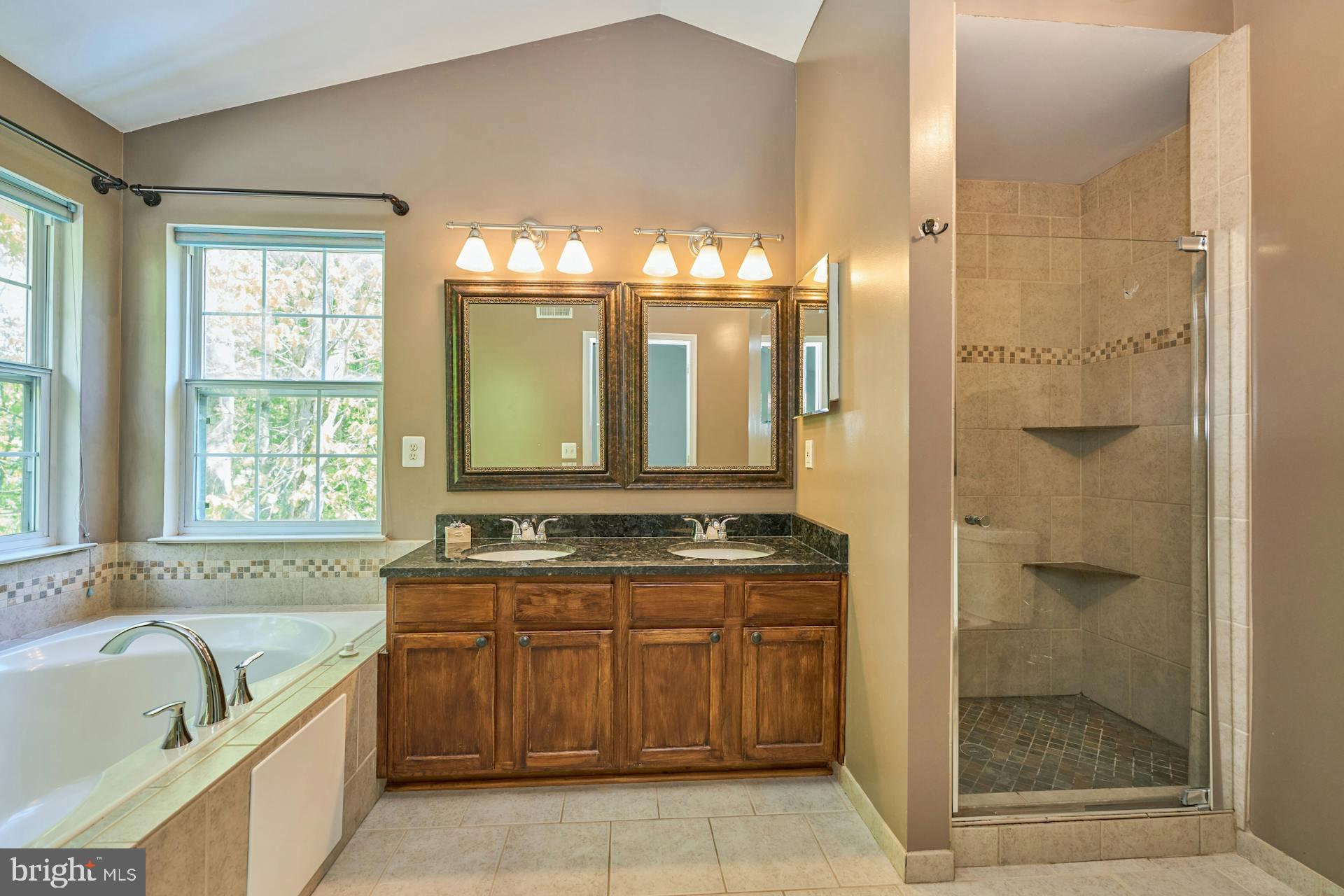 MAYFAIR - Residential