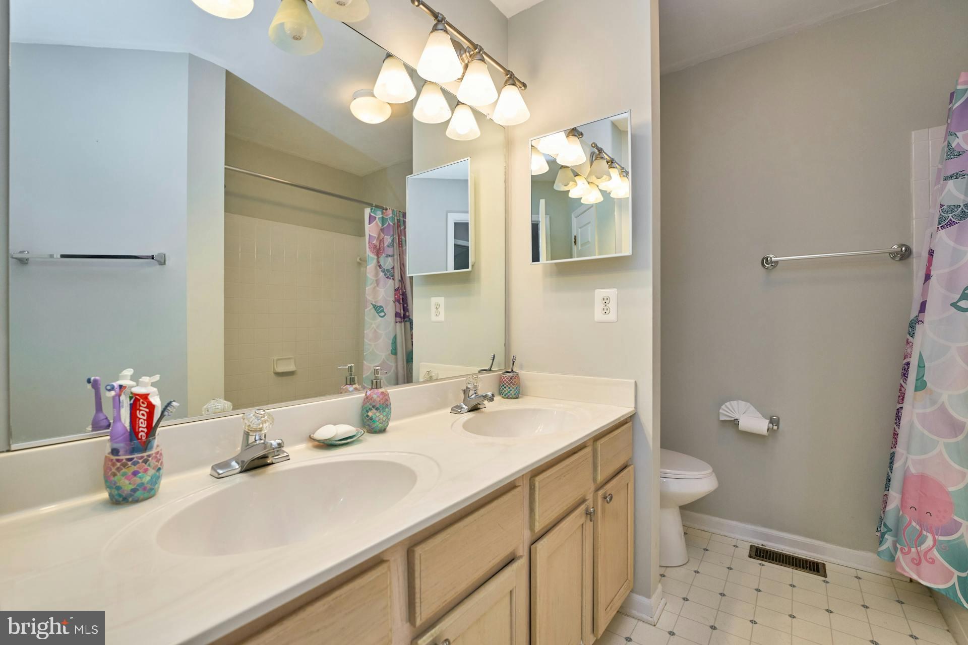 MAYFAIR - Residential