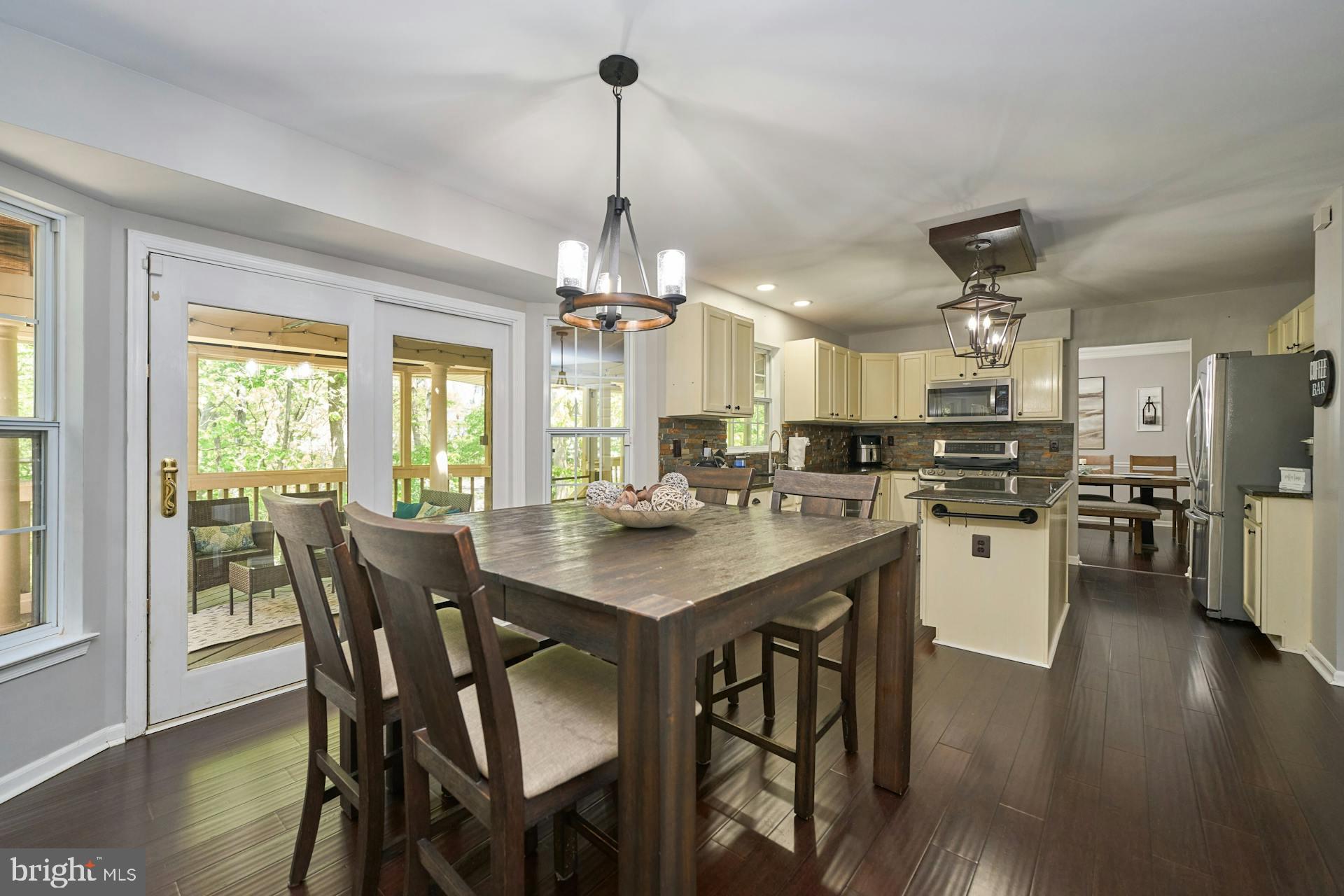 MAYFAIR - Residential