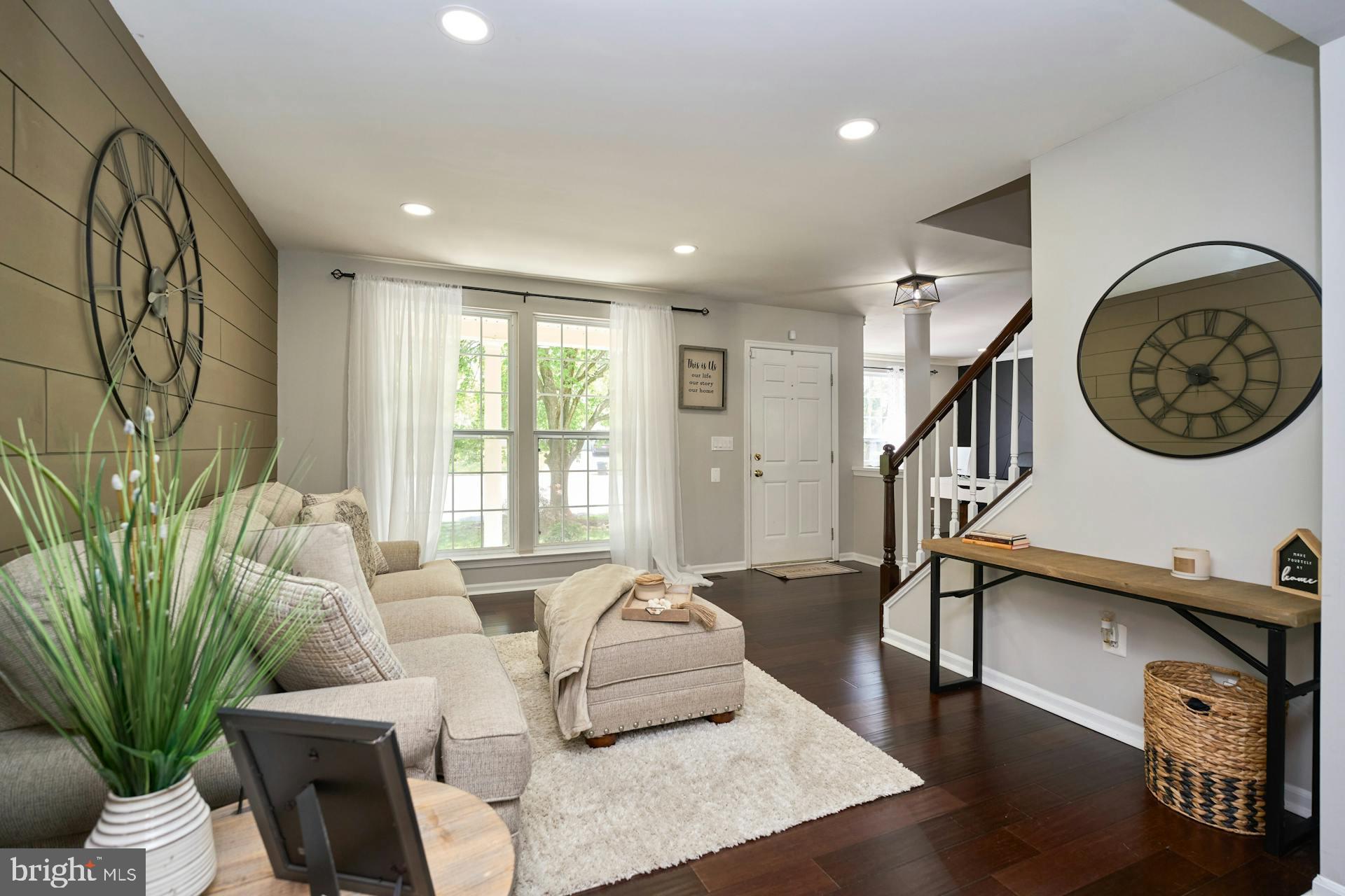 MAYFAIR - Residential