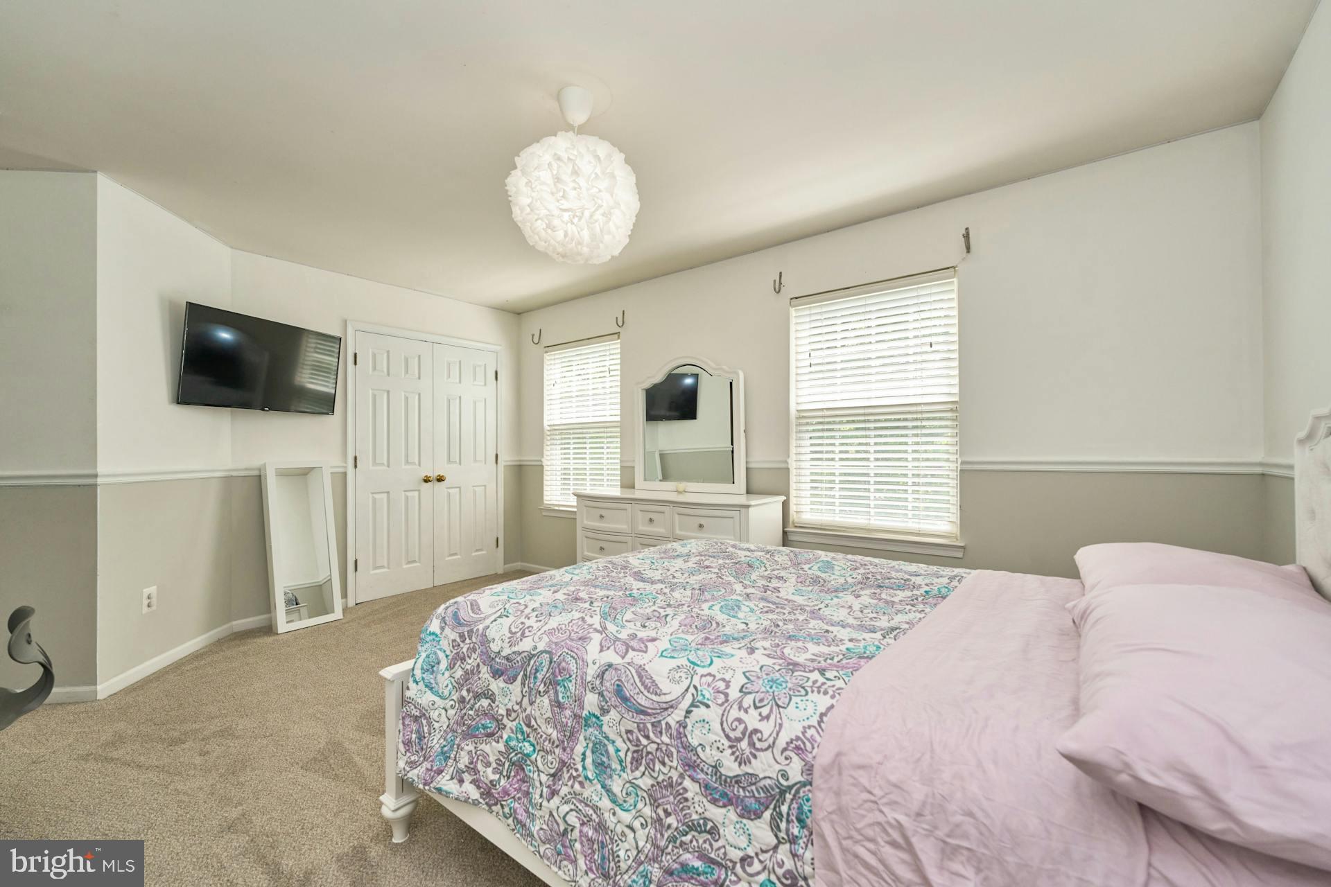 MAYFAIR - Residential