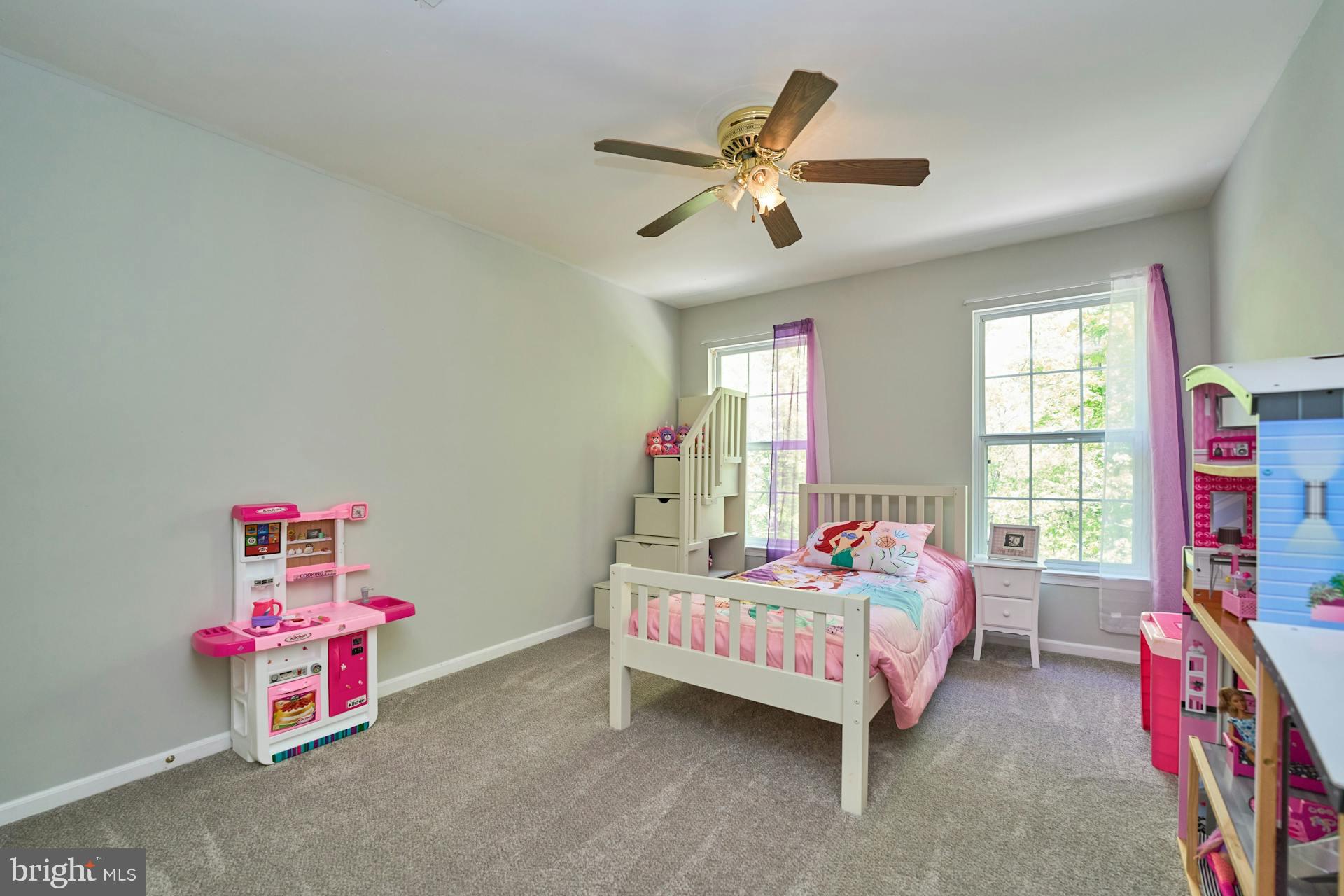 MAYFAIR - Residential