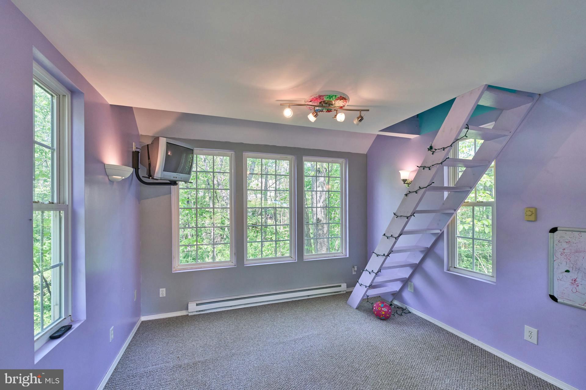 MAYFAIR - Residential