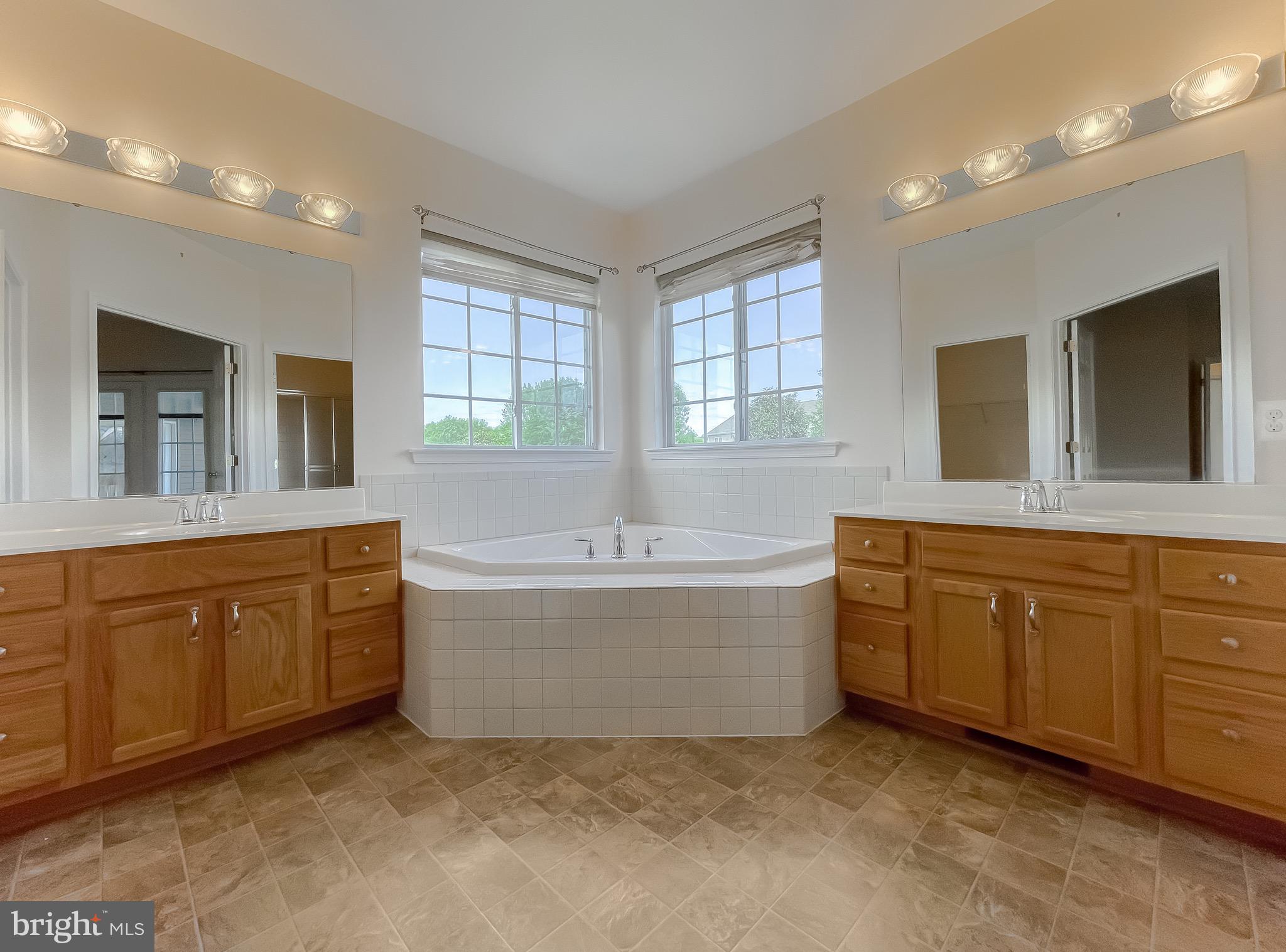 LEONARDTOWN FARMS - Residential Lease