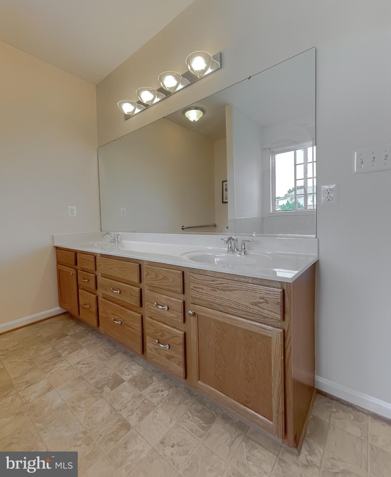 LEONARDTOWN FARMS - Residential Lease