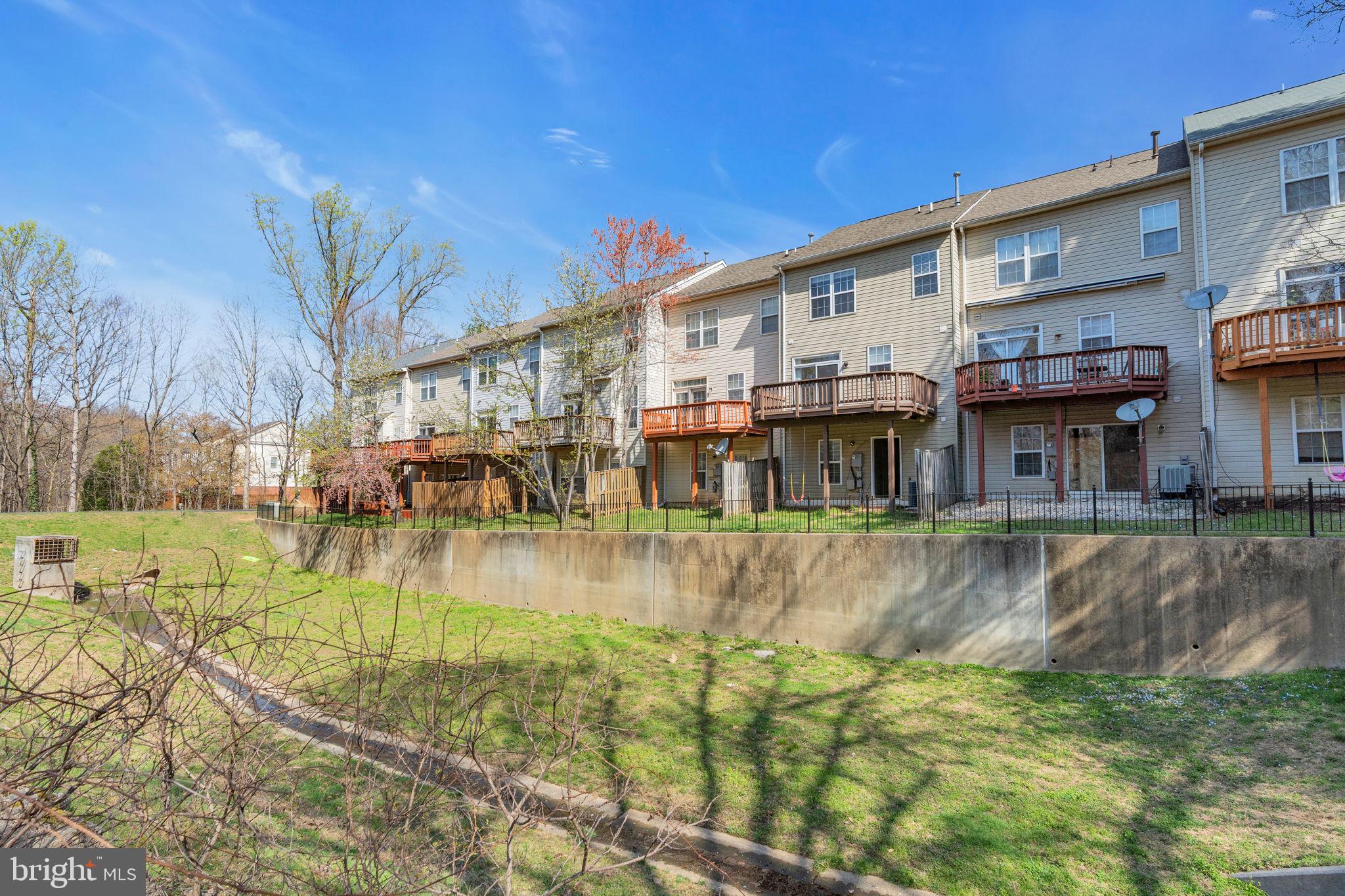 RIDGE TOP TERRACE - Residential