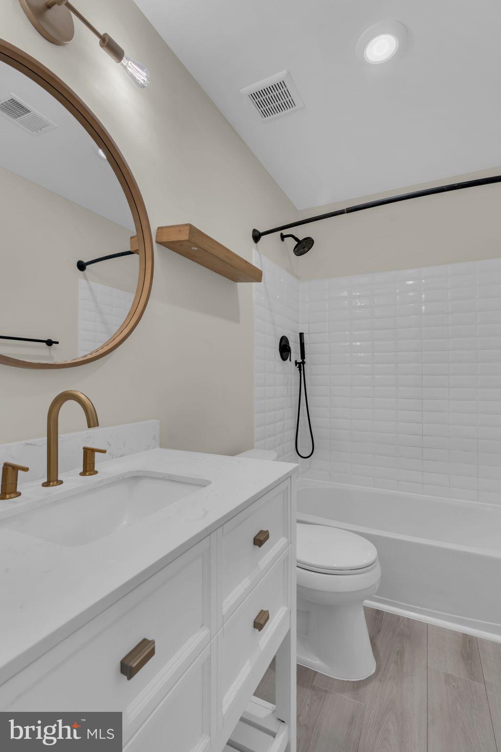 RIDGE TOP TERRACE - Residential