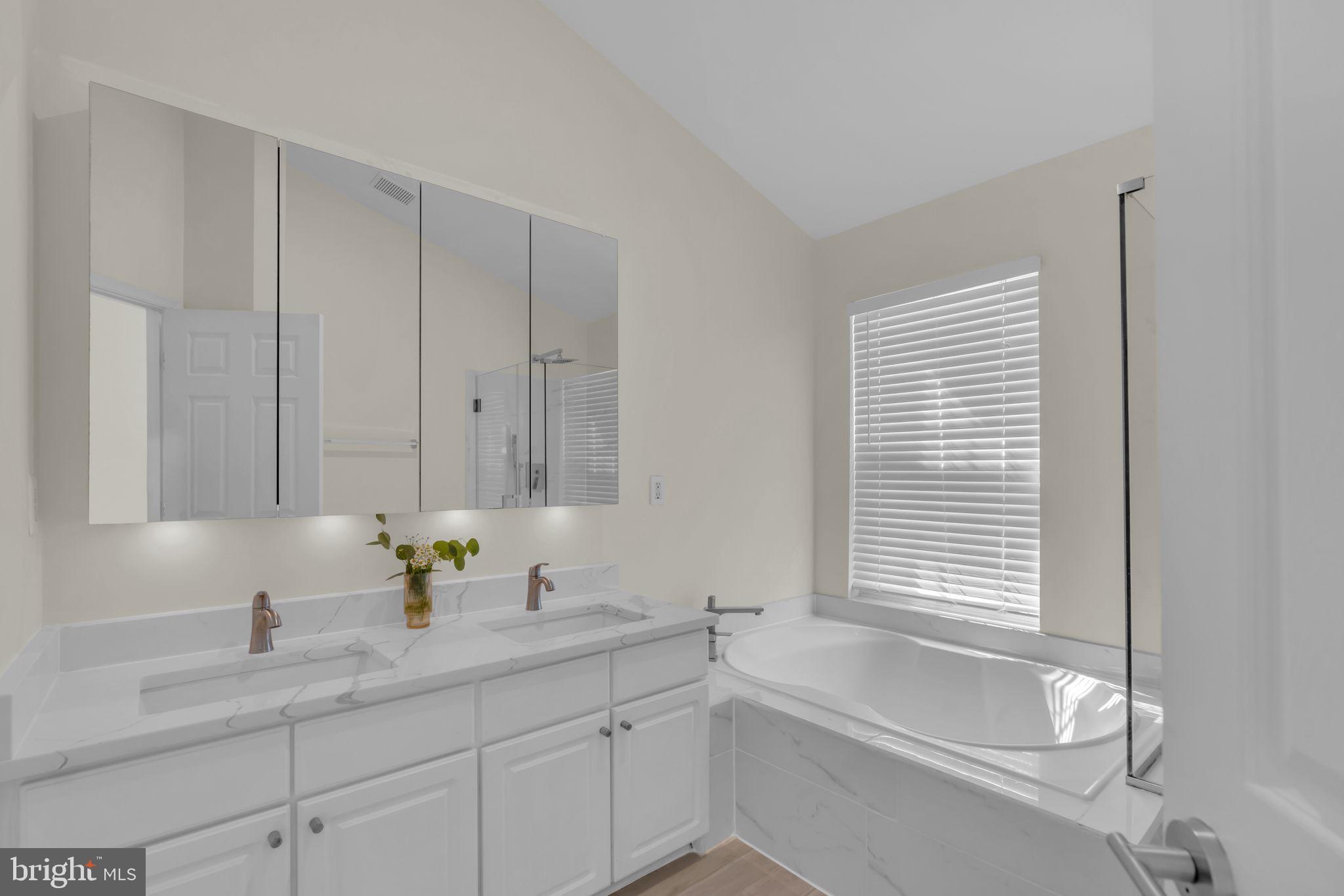 RIDGE TOP TERRACE - Residential