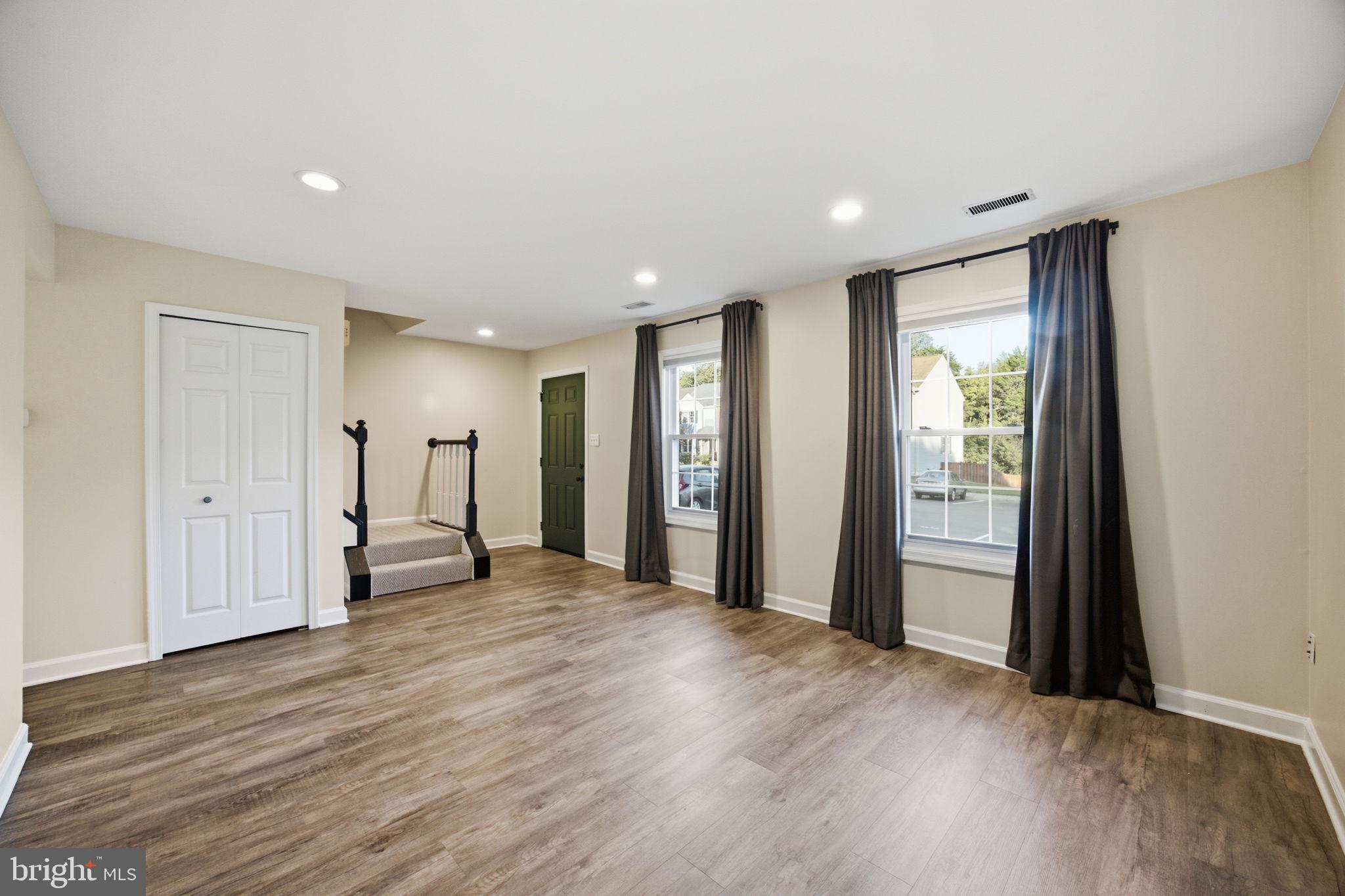 8650 POINT OF WOODS DRIVE