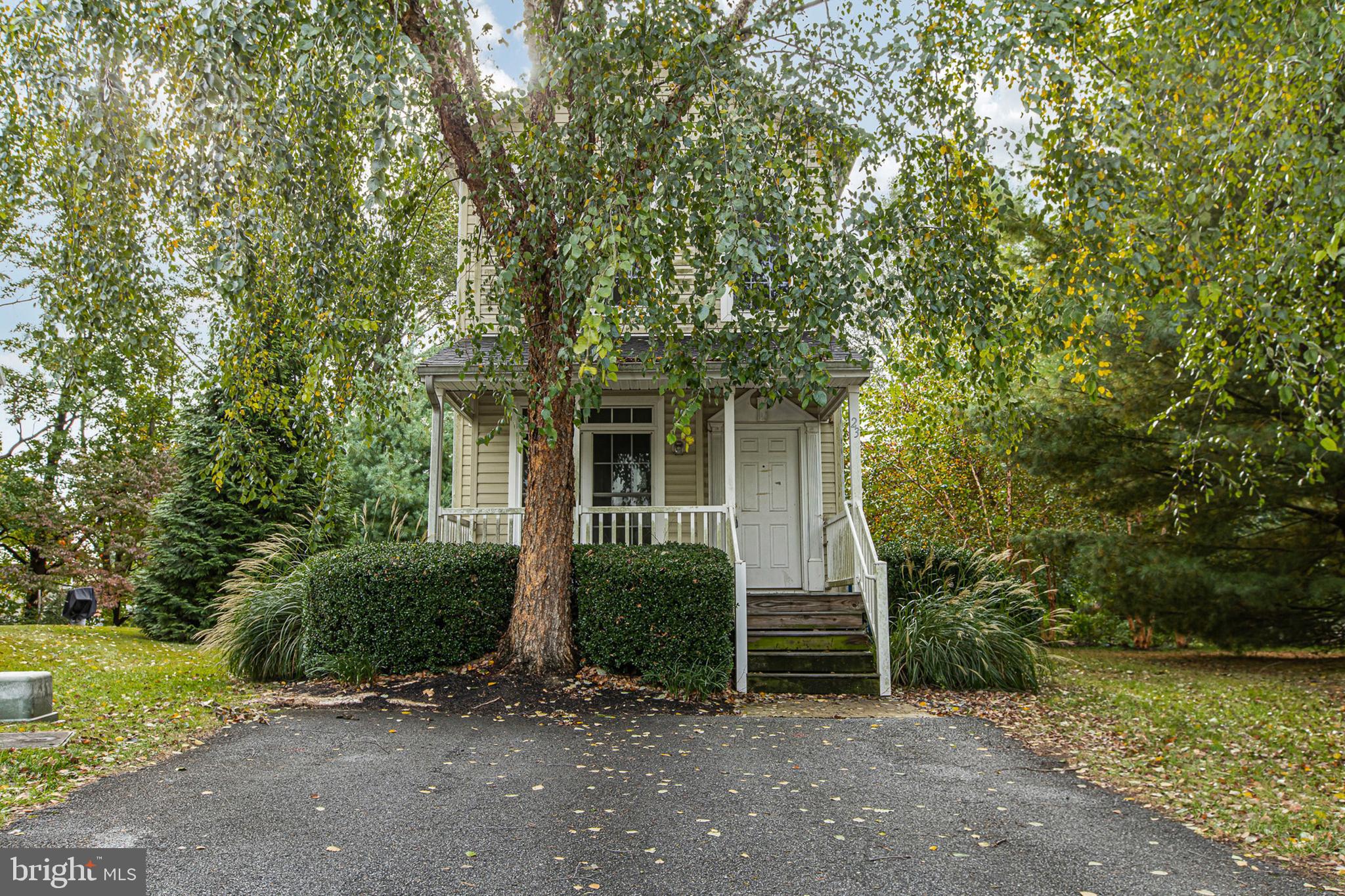 23 BARBERRY COURT 23