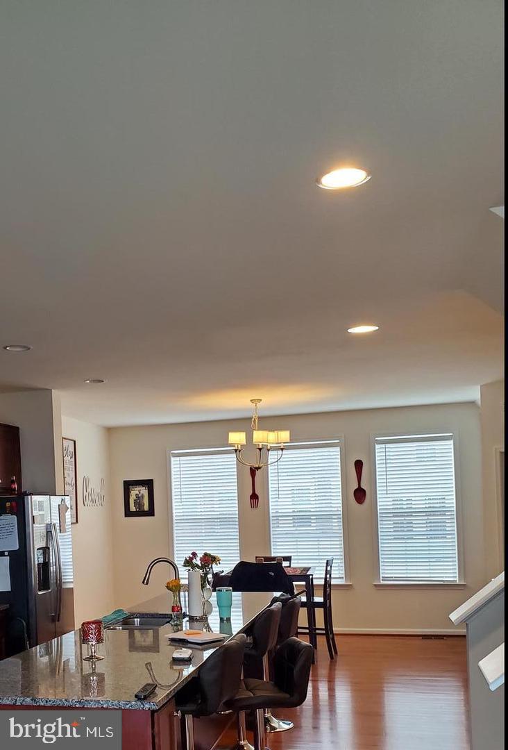 COWAN CROSSING - Residential Lease