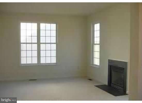 HOMEPLACE ON PELHAMS REACH - Residential Lease