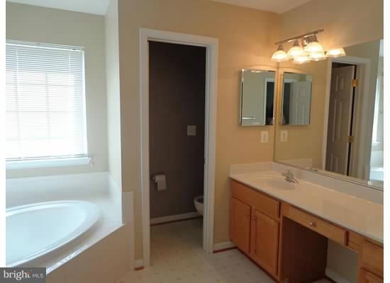 HOMEPLACE ON PELHAMS REACH - Residential Lease