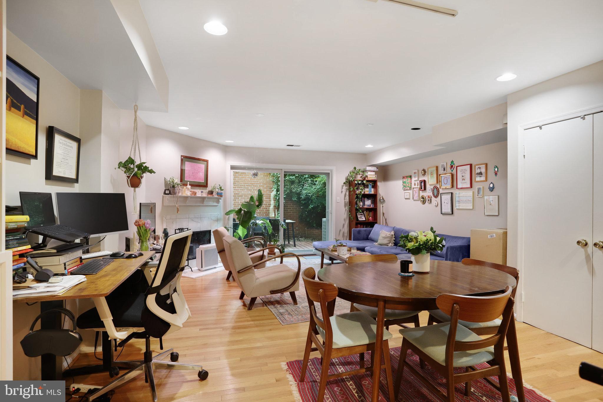 MOUNT PLEASANT - Residential Lease