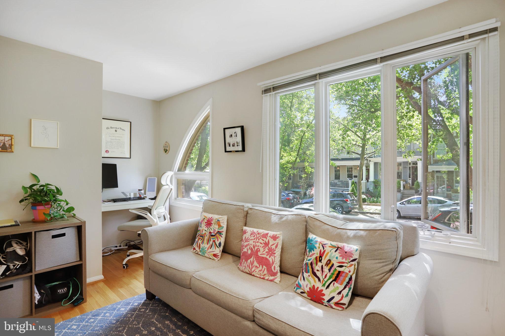 MOUNT PLEASANT - Residential Lease